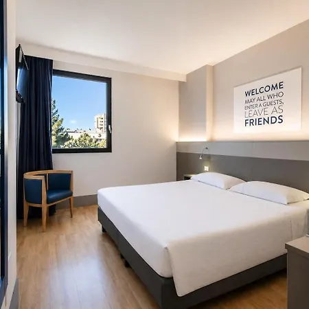 Hotel Martini-3